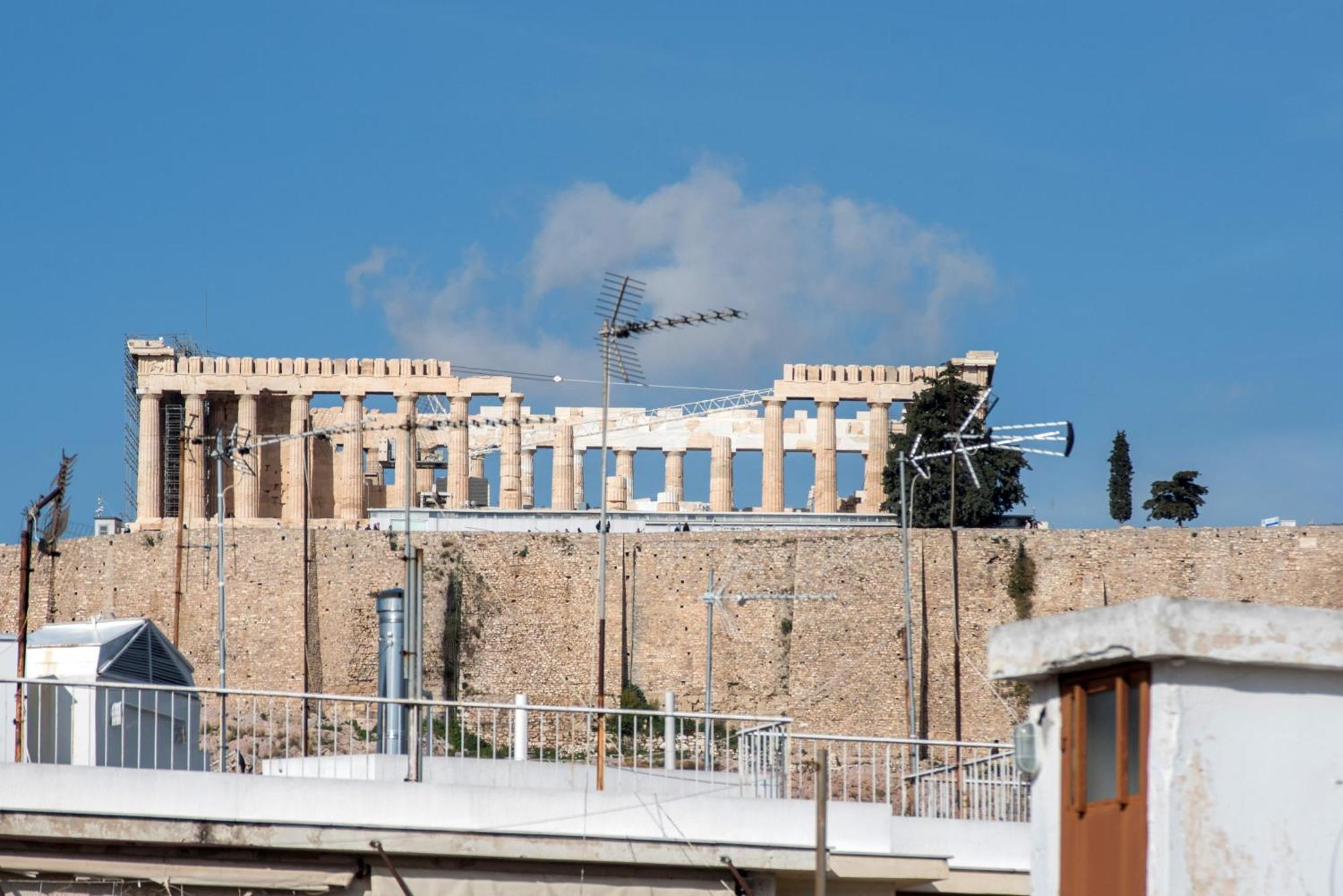 Acropolis View Apt In Koukaki Athens Exterior photo